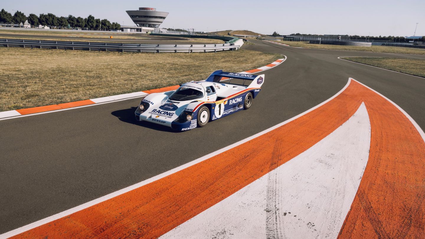 956-005 ST (1983), 2022, Porsche AG