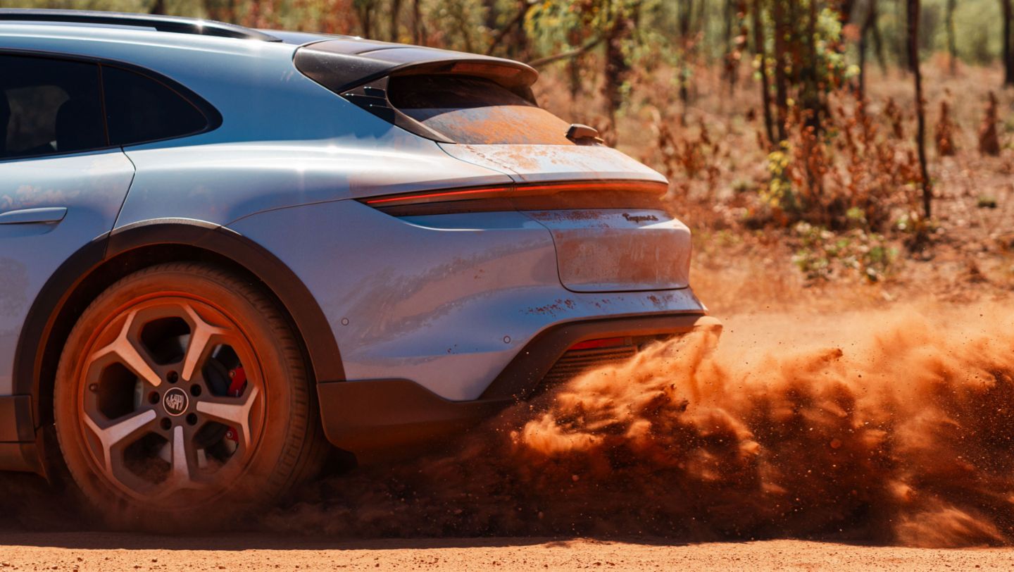 Taycan 4S Cross Turismo, Australia, 2023, Porsche AG