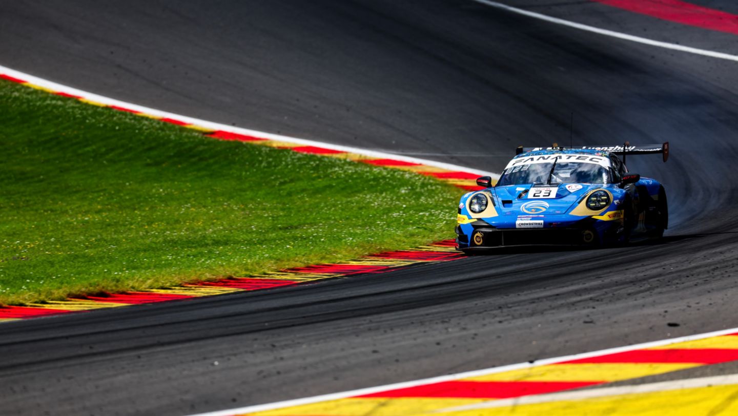 Porsche 911 GT3 R, Phantom Global Racing (#23), Joel Eriksson (S), Jaxon Evans (NZ), Thomas Preining (A), 24h Spa-Francorchamps, Superpole, Belgium, 2024, Porsche AG