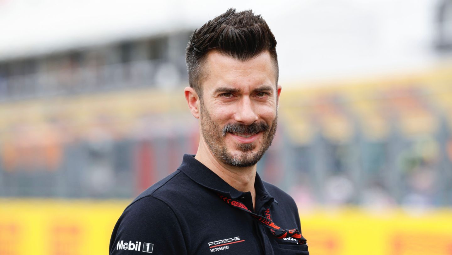 Oliver Schwab (D), Projektleiter Porsche Mobil 1 Supercup, 2024, Porsche AG