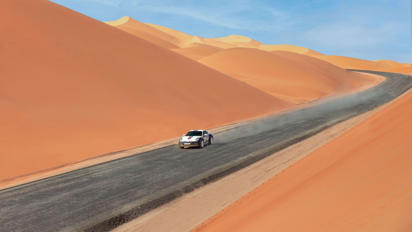 Amna Al Qubaisi, Porsche 911 Dakar, 2024, Porsche AG