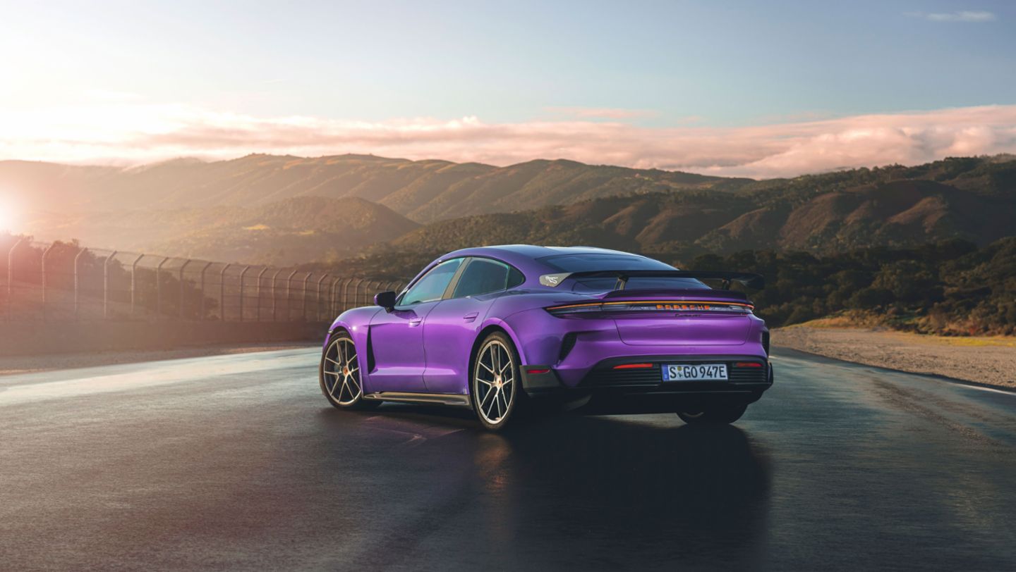 Taycan Turbo GT with Weissach package, Laguna Seca, USA, 2024, Porsche AG