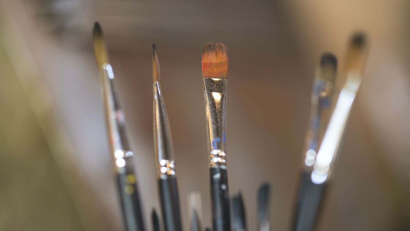 Marc Clormann, Garage studio, 2024, Porsche AG