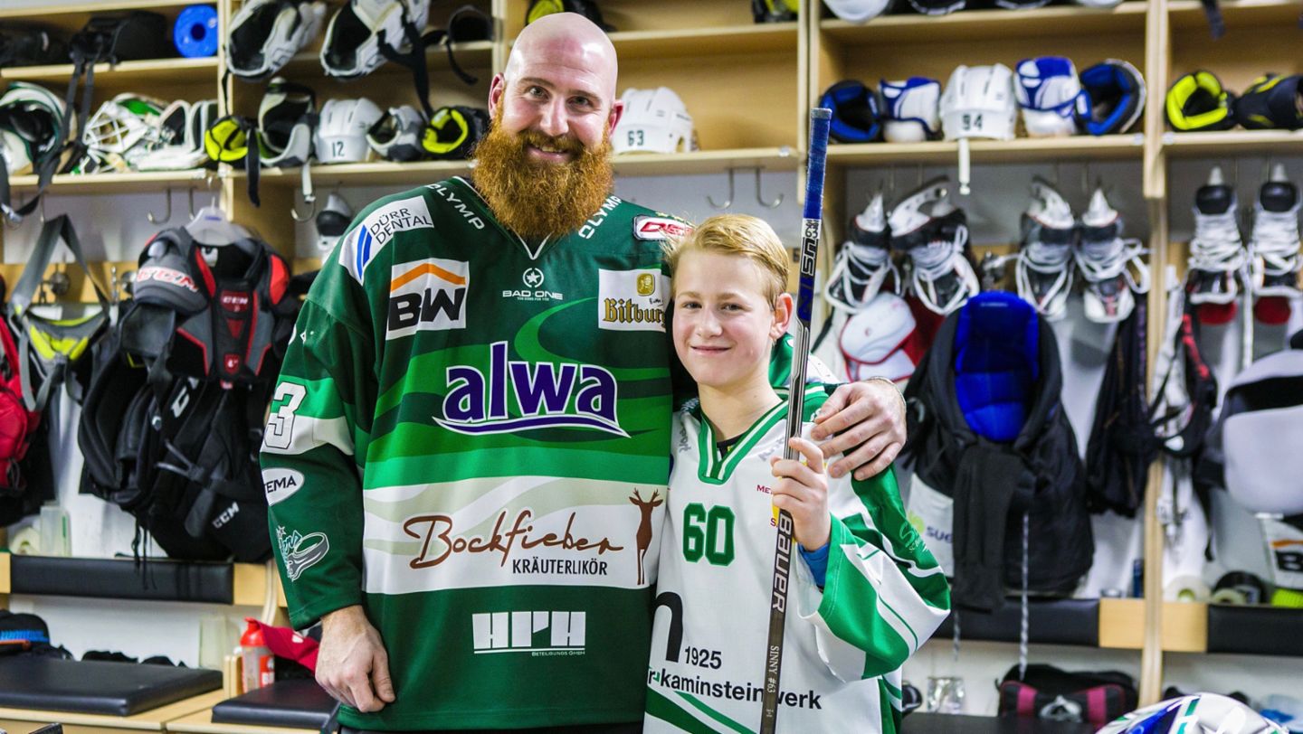 Shawn Weller, Yannick Haist, l-r, Bietigheim Steelers, Turbo für Talente, 2018, Porsche AG