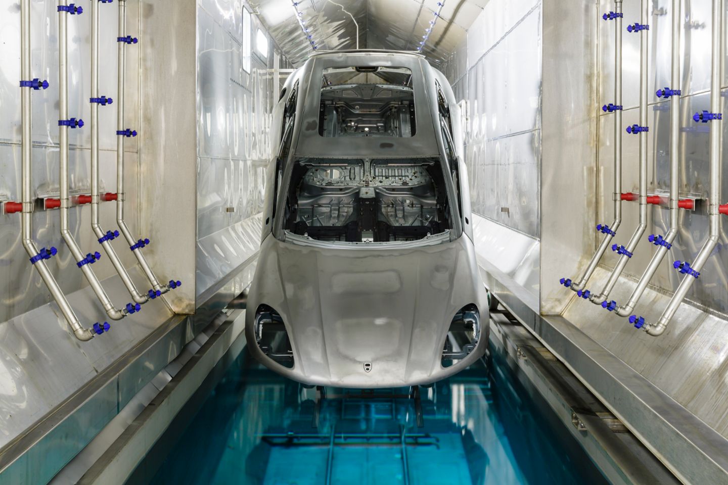 Macan, Kathodische Tauchlackierung, Leipzig, 2019, Porsche Leipzig GmbH