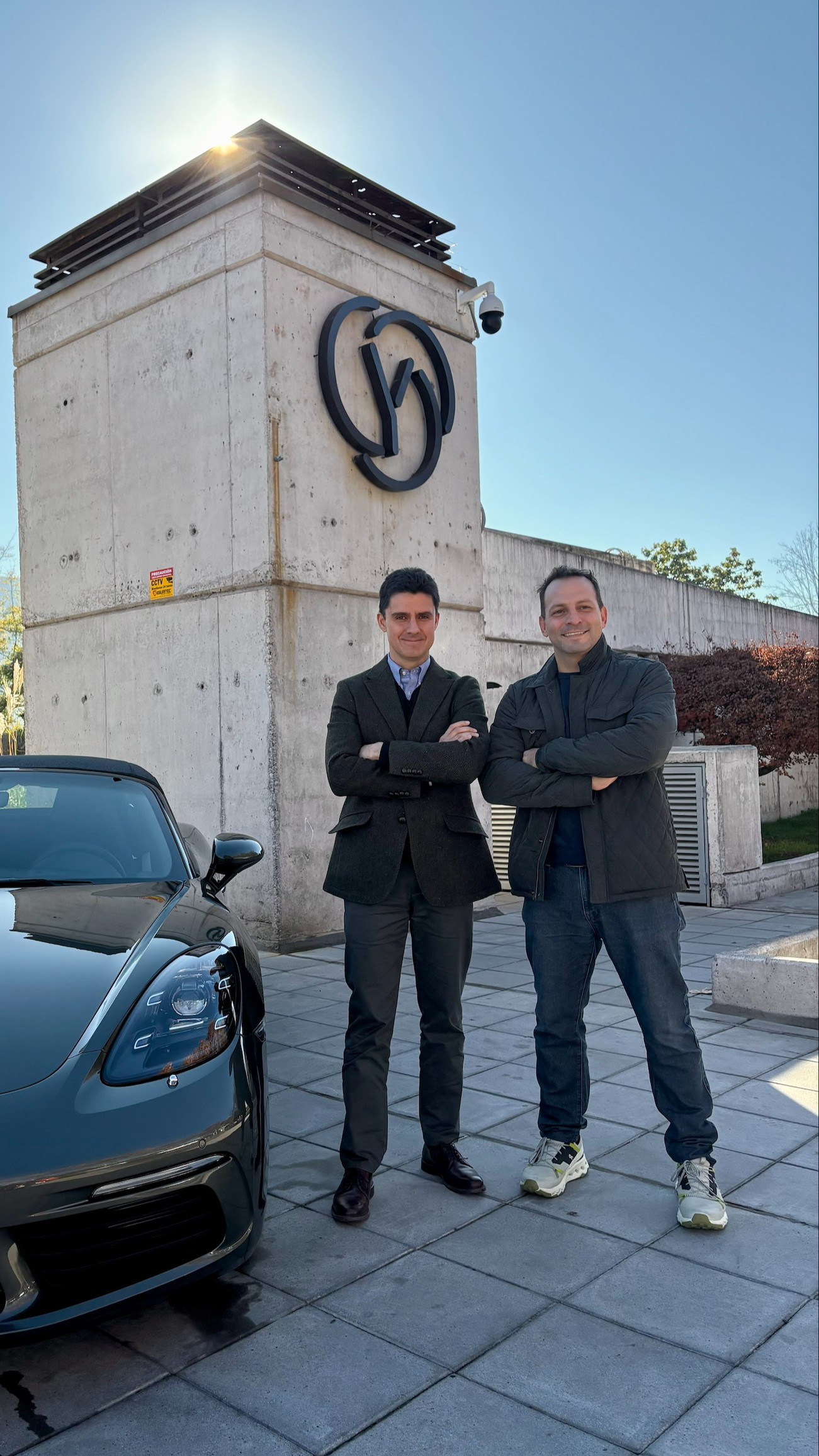 Vicente Díaz, Brand Manager Porsche en Chile; Juan Cristóbal Calderón, Gerente General de Youtopia, Santiago, 2025